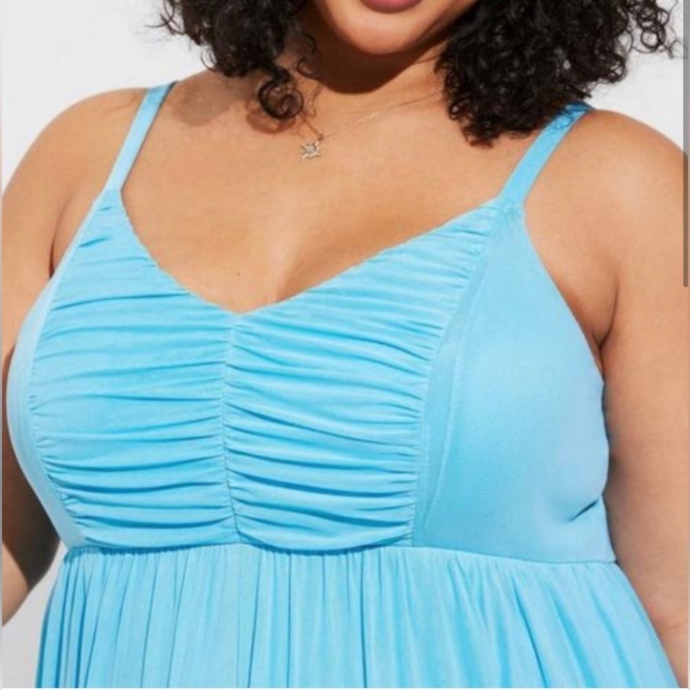 Torrid Soft Mesh Pleated Maxi Dress - Picture 3 of 13